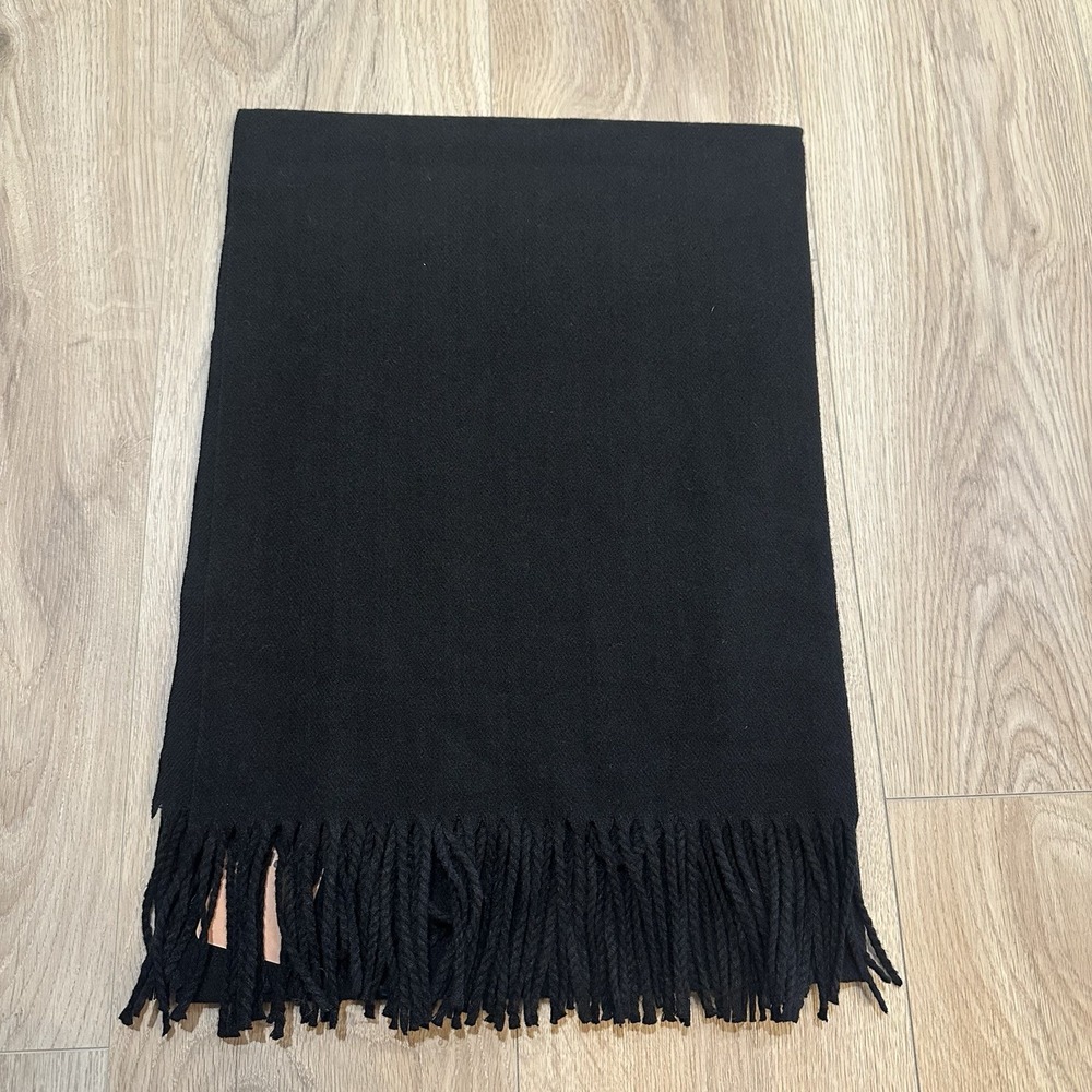 NWT! Vimate Unisex Black Wool Blend Fringed Wrap Scarf One Size. 27"x72"